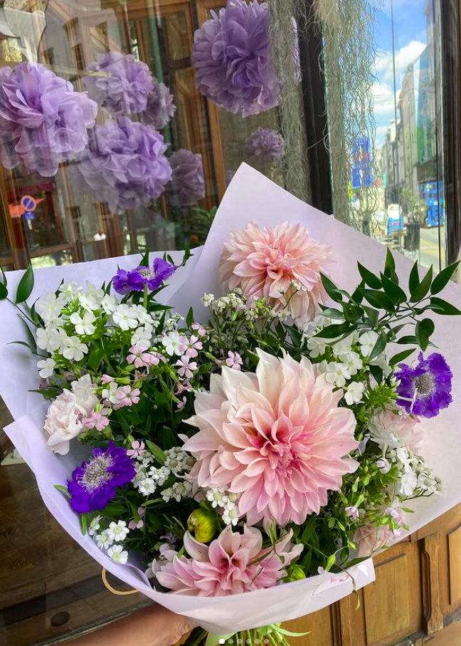 Bouquet Versus Fleurs, rue Haute, Marolles